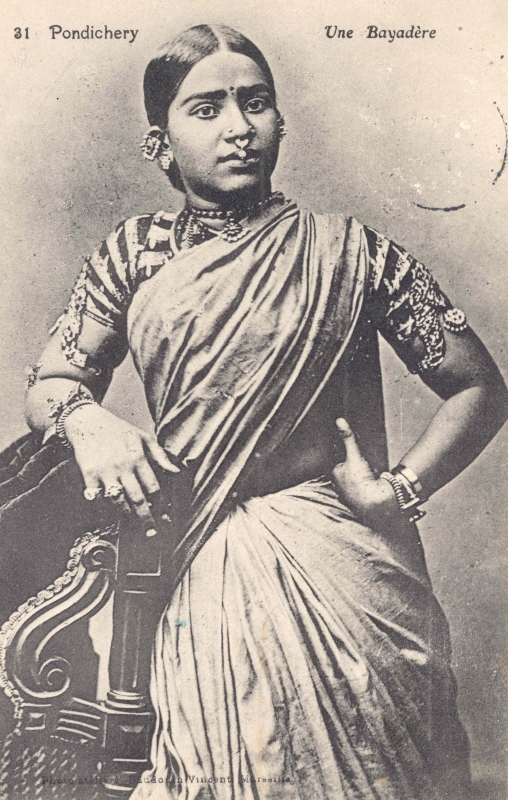 15-18 - Pondichery - bayadere - 1